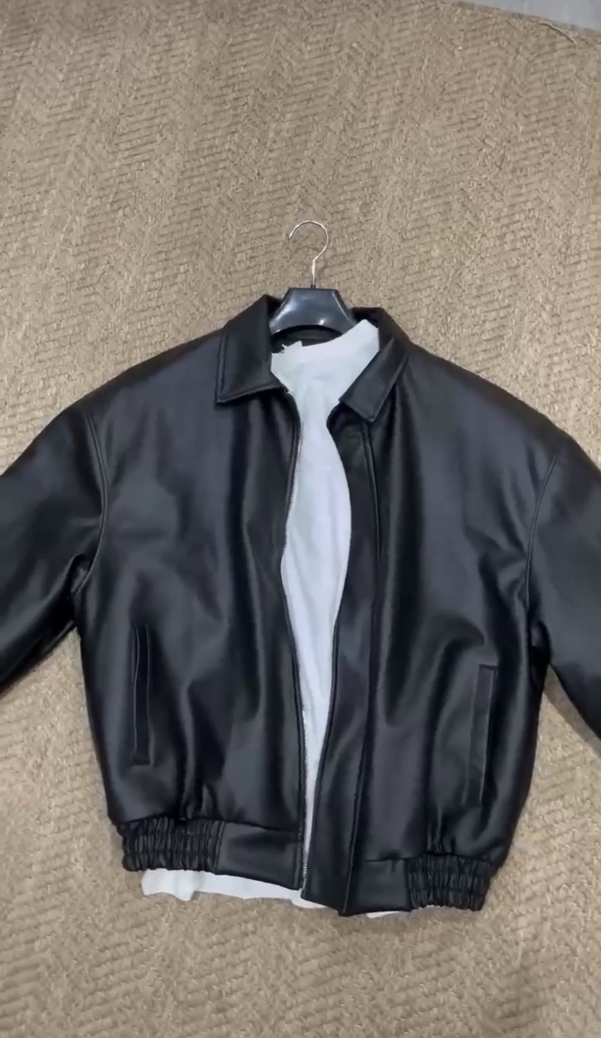 Leather jacket_0