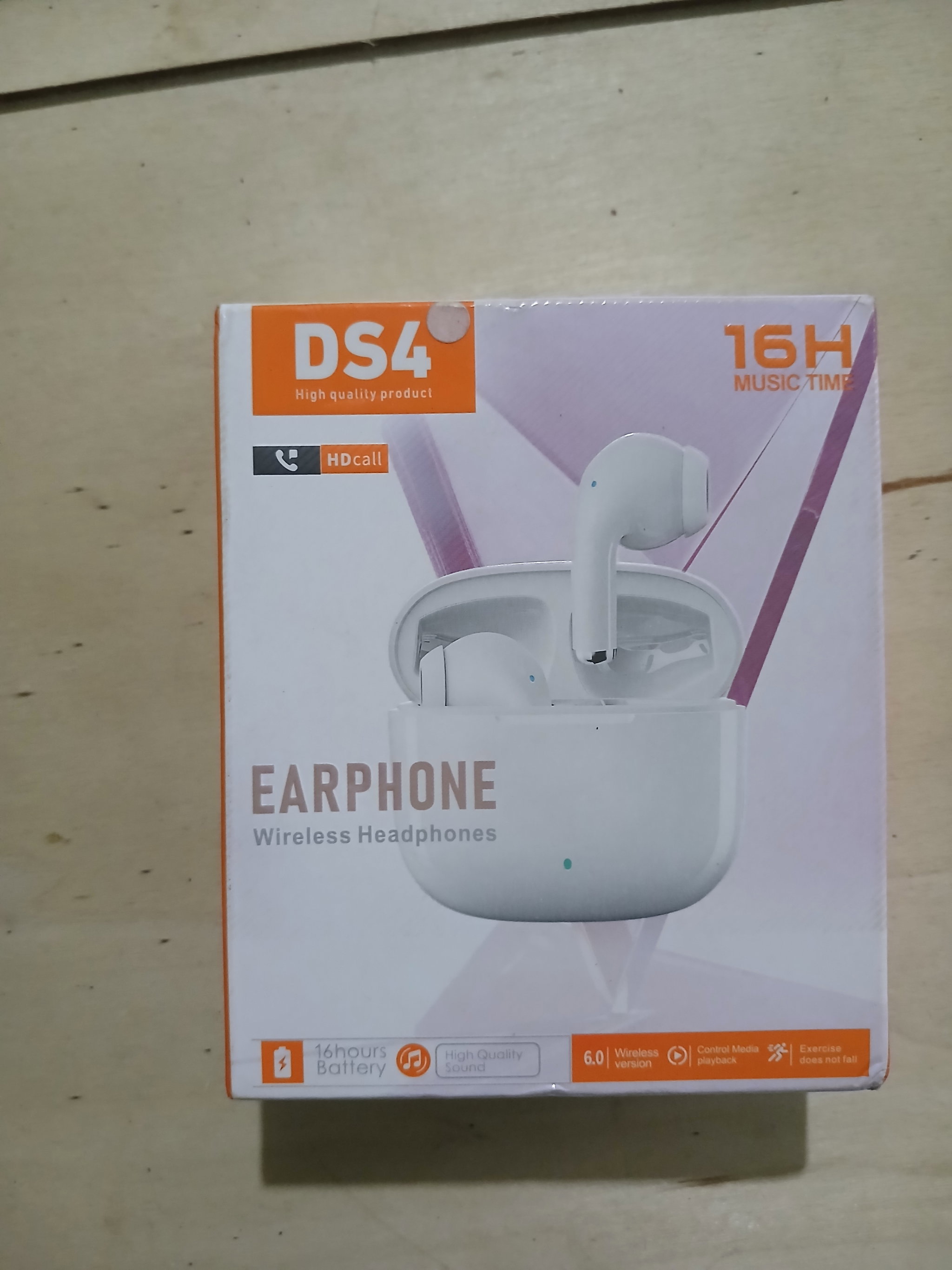 DS4 Ear bud_0