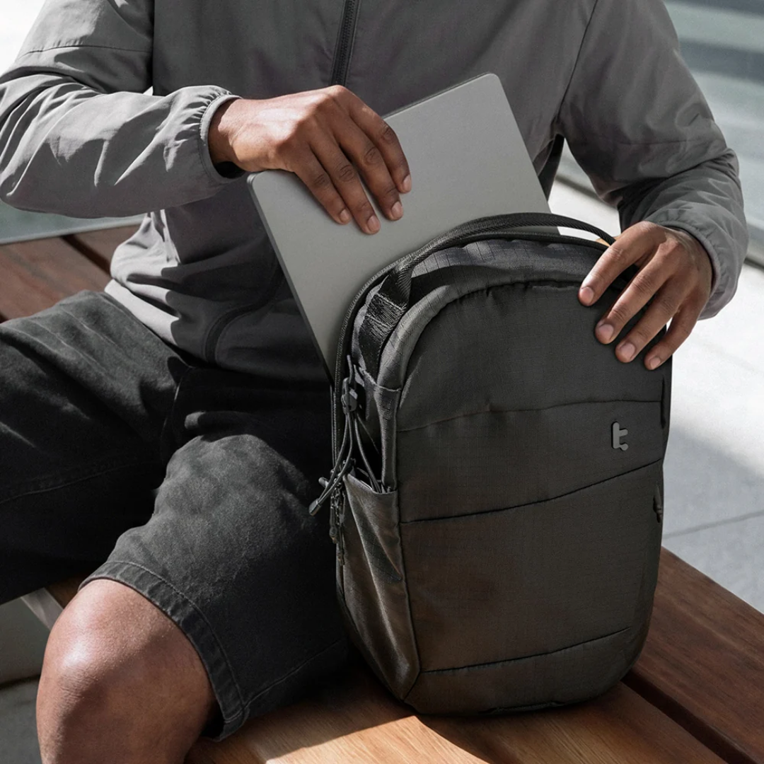 [PRE-ORDER] TOMTOC UrbanEx-T30 Sling Bag 10L - Black_12