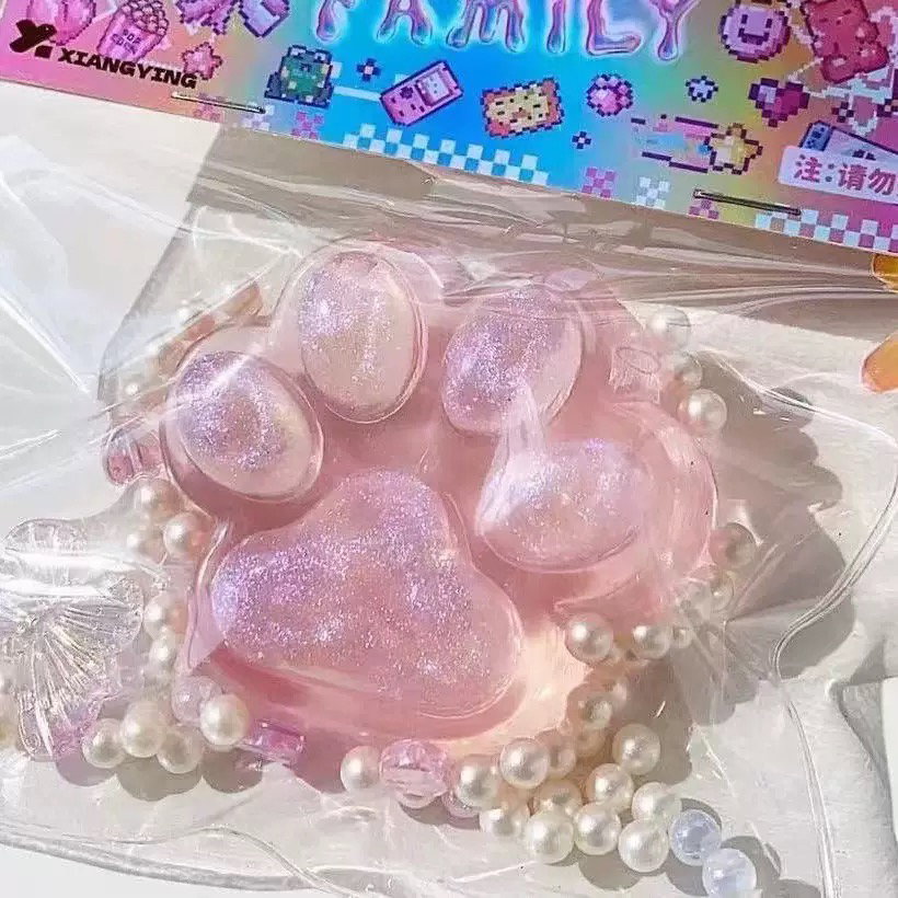 Crystal Cat Paw Squishy 🐾✨_2