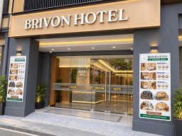 Hotels & Accommodation