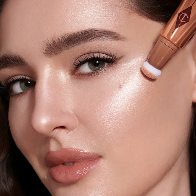 Charlotte Tilbury - CHARLOTTE'S ICONIC HOLLYWOOD BEAUTY SECRETS Makeup Kit_2