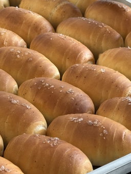 Original Saltbread (per bun)