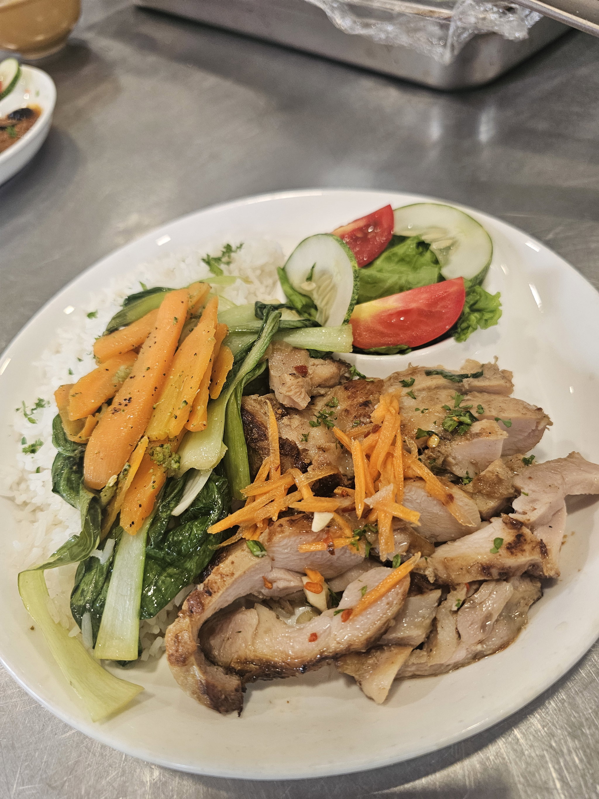 Lemongrass Chicken Rice, Bok Choy, Carrots & nuoc cham sauce_0