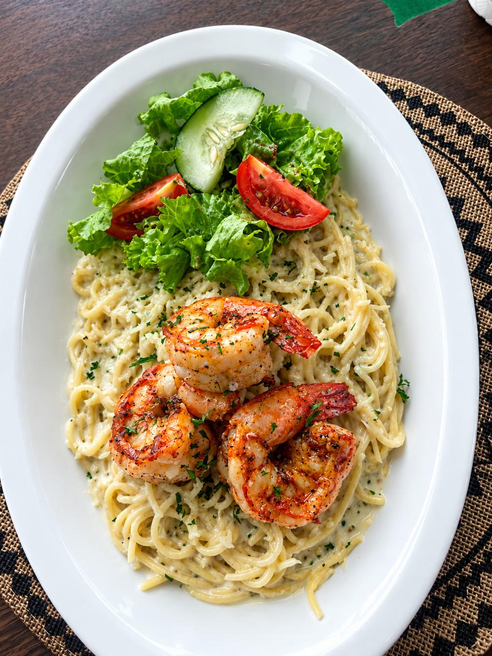 Seafood (Italian) Creamy Shrimp Pasta Sides: Green salad & garlic bread
