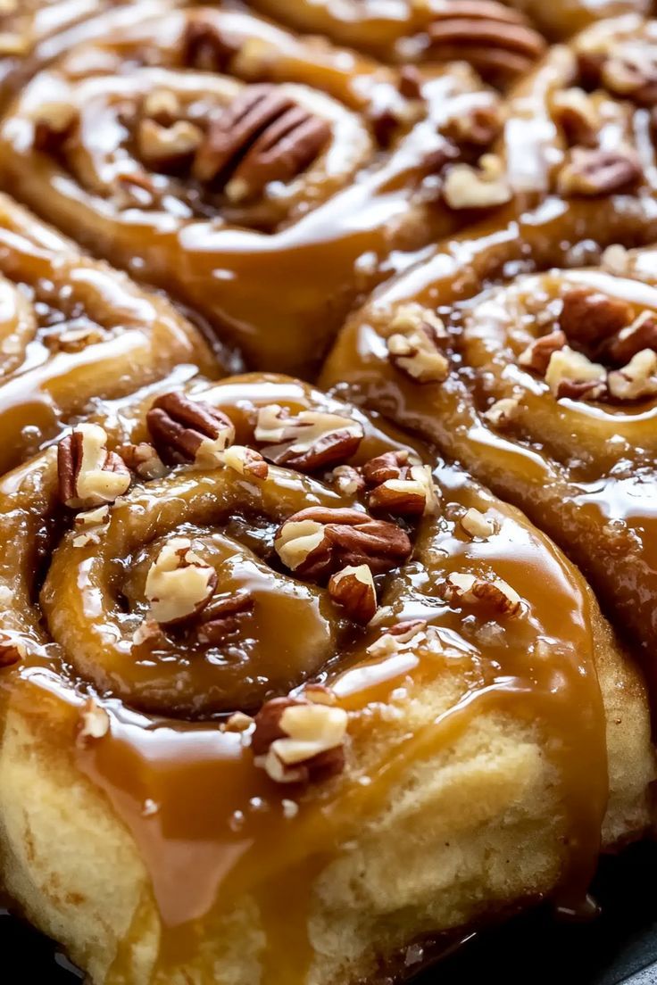 4 pack Caramel Pecan Rolls