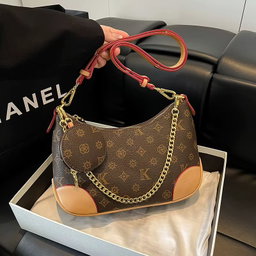 Ladies bags 