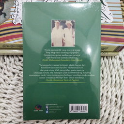 Buku Seputar Sanad Keilmuan dan Pengijazahannya