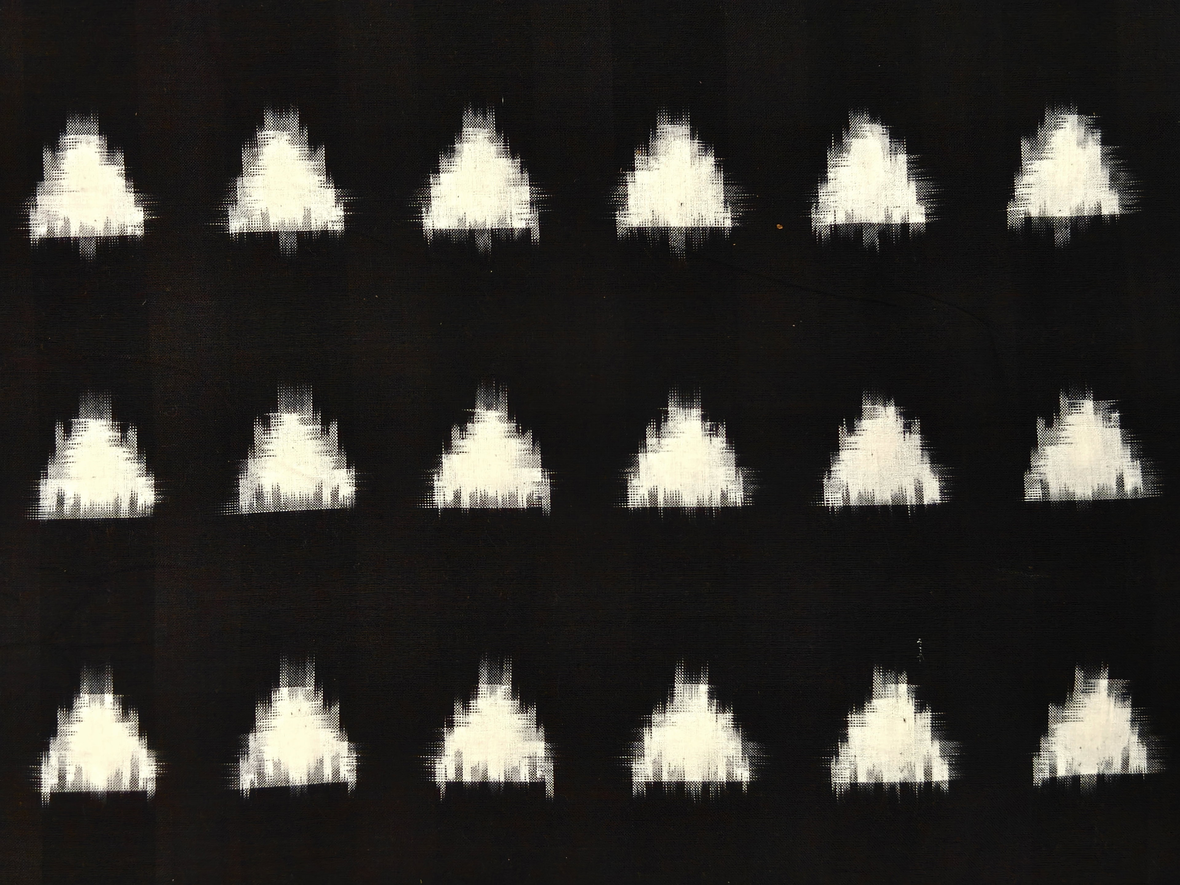 WW/0005 TRIANGLE_2