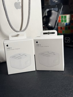 Apple adaptor 20W