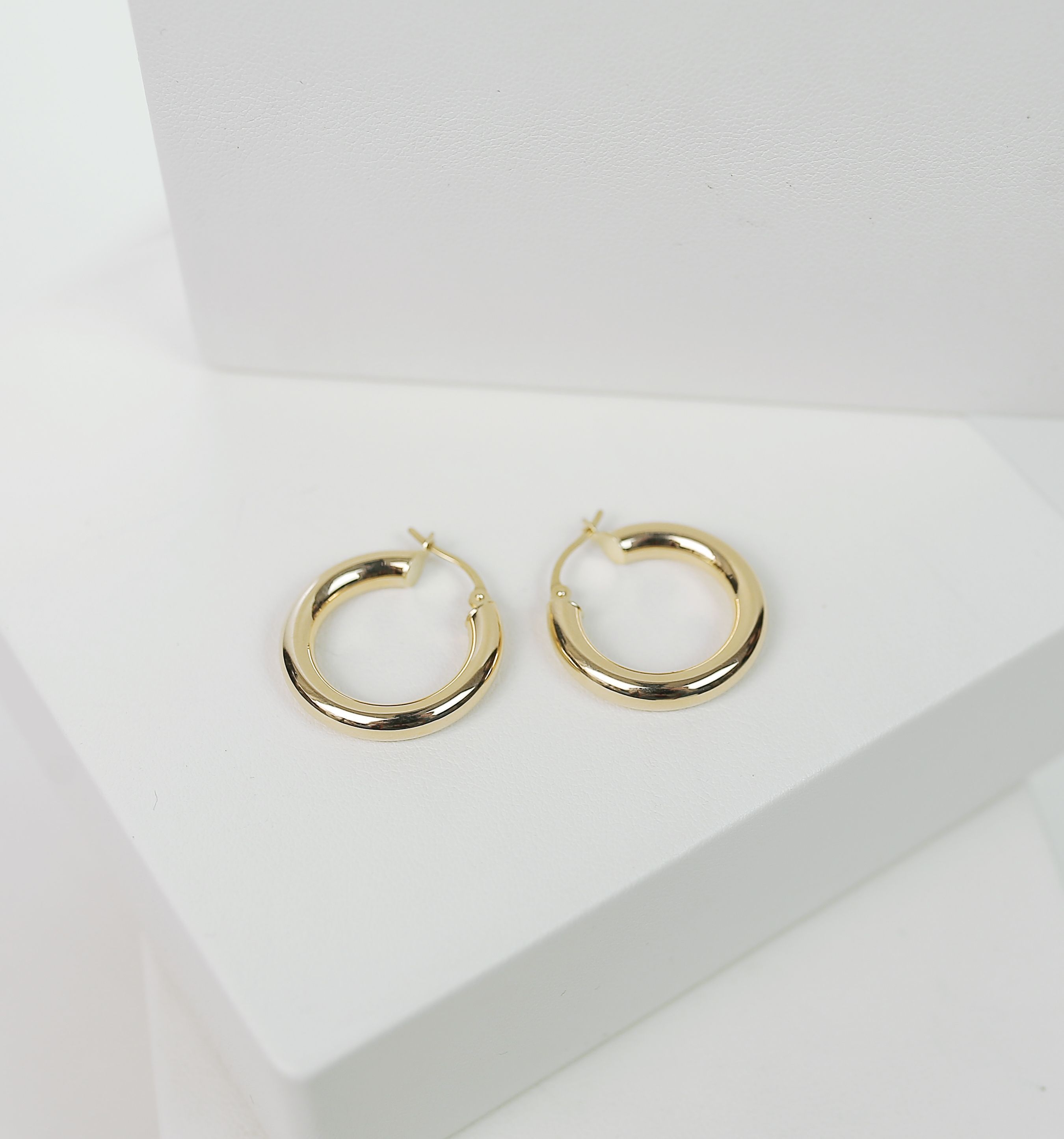 Petite Glow Earrings