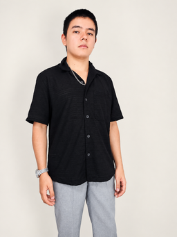 Camiseta Negra Tejida