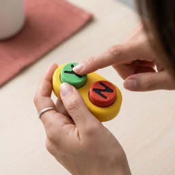 FIDGETS Y JUGUETES INTERACTIVOS