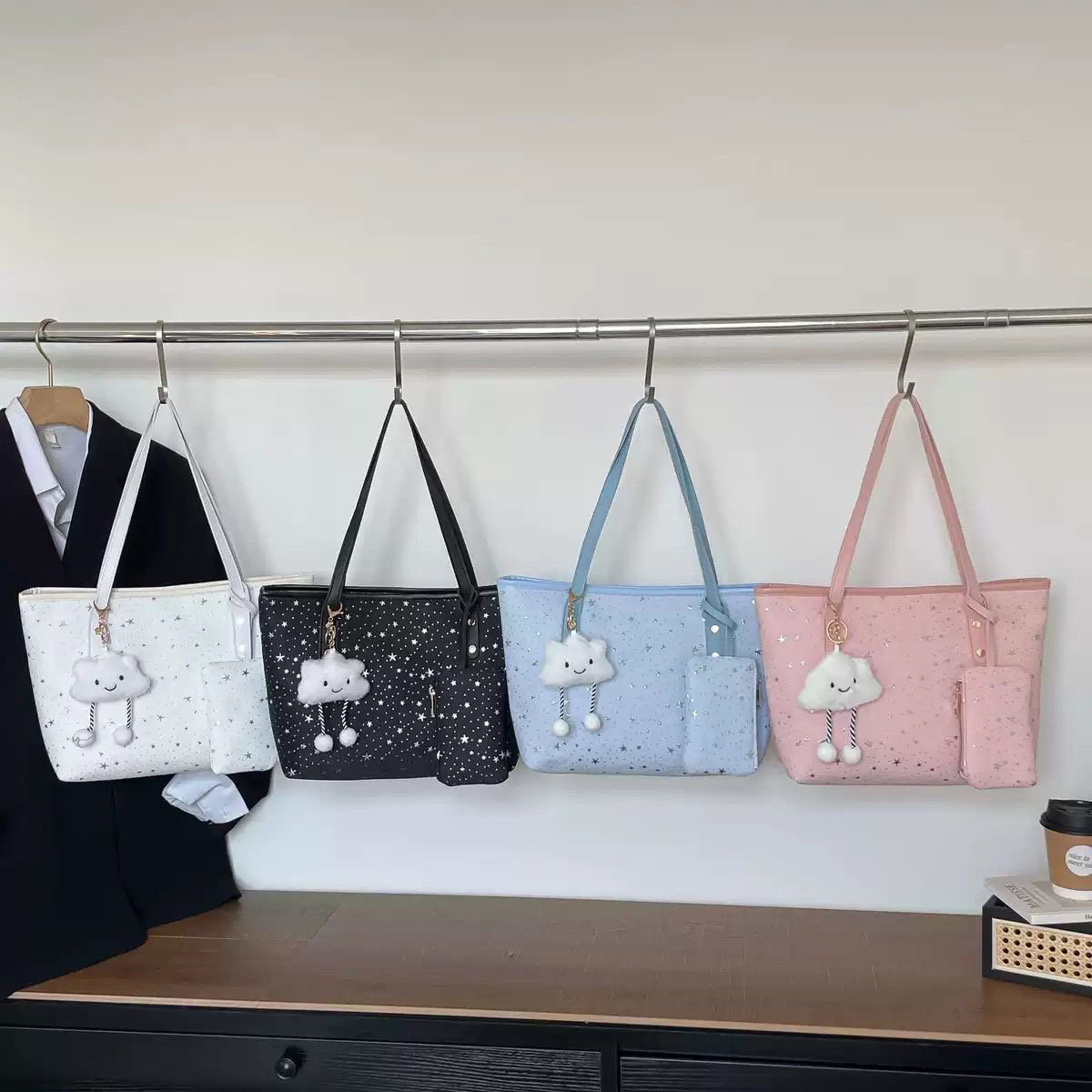 Tote bags