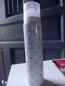 Pink diamond body spray