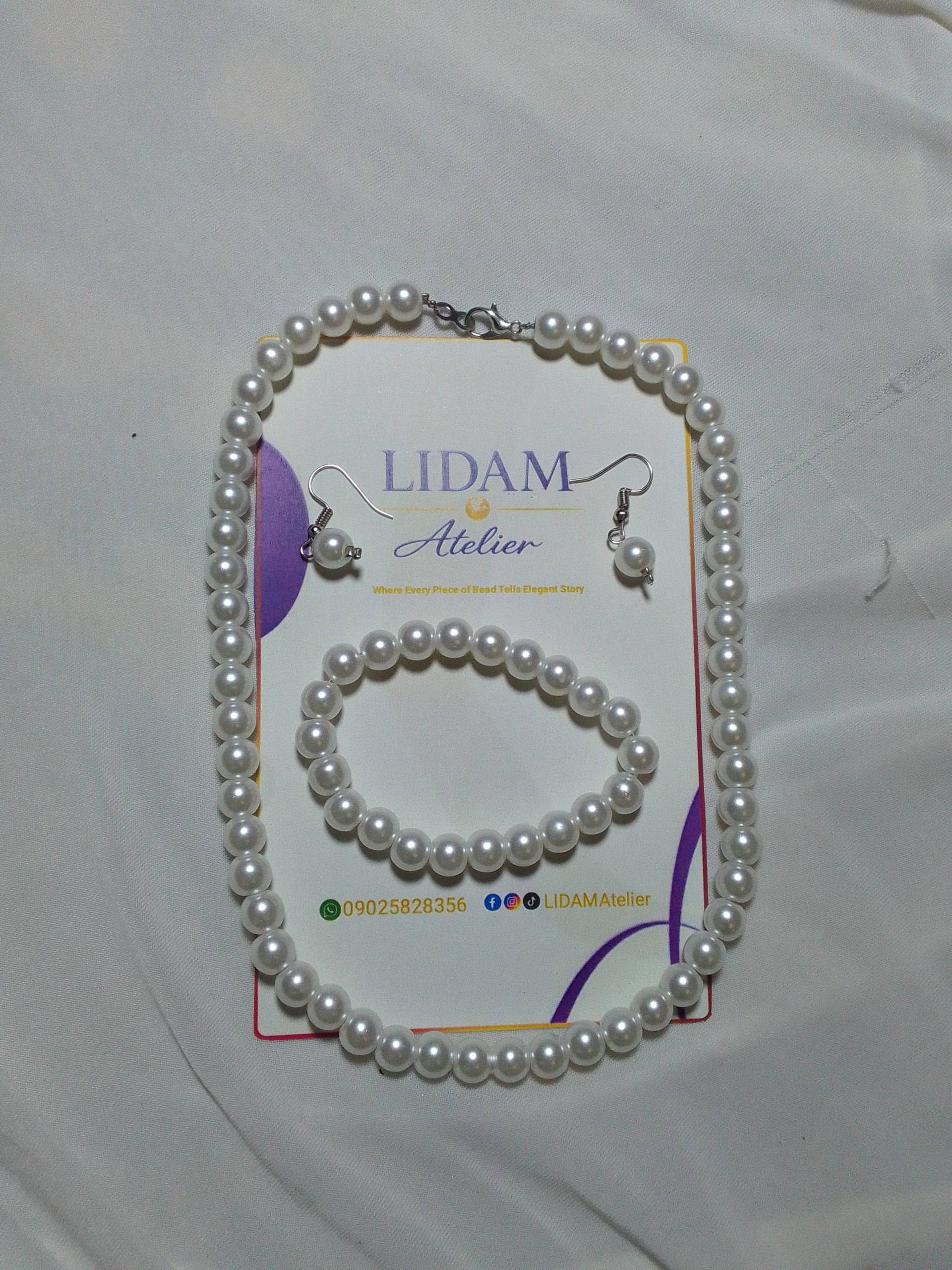 Beaded necklace set