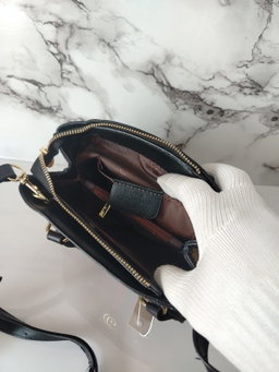 Gucci brown 