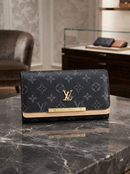 Lv big wallet black apricot 