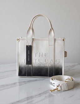 Marc Jacobs the tote bag white 